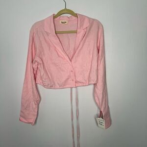 Open Edit cropped button down pink shirt size small